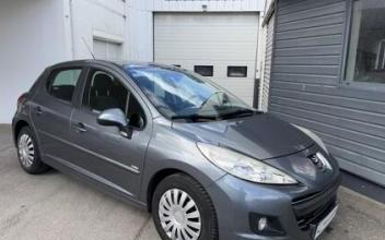 Peugeot 207 Soulgé-sur-Ouette