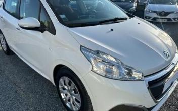 Peugeot 208 Saint-Denis-en-Val
