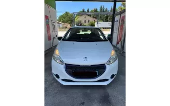 Peugeot 208 Aubagne