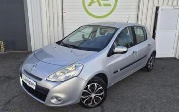 Renault clio Le-Haillan