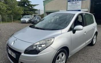 Renault scenic Villeneuve-la-Guyard