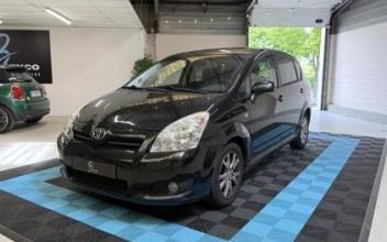 Toyota corolla verso Trégueux