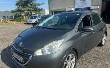 Peugeot 208 Villeneuve-la-Guyard