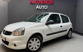 Renault clio Saint-Denis-en-Val