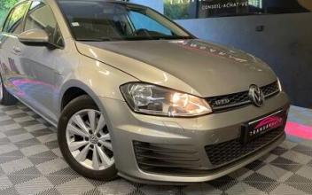 Volkswagen golf Estrablin