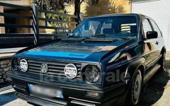 Volkswagen golf Saint-Pierre-d'Aurillac
