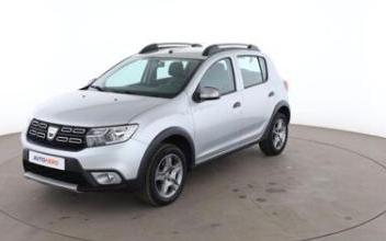 Dacia sandero Issy-les-Moulineaux