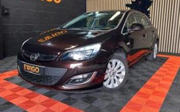 Opel astra Couëron