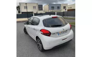 Peugeot 208 Luzarches