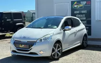 Peugeot 208 Jury