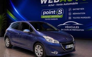 Peugeot 208 Saint-Martin-d'Abbat