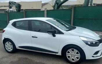 Renault clio Montreuil