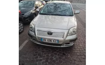 Toyota Avensis Suresnes