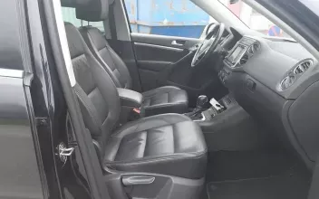 Volkswagen Tiguan Lens