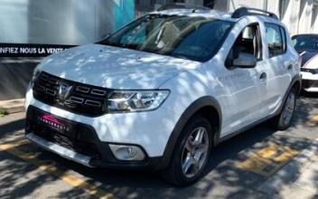 Dacia sandero Bourges