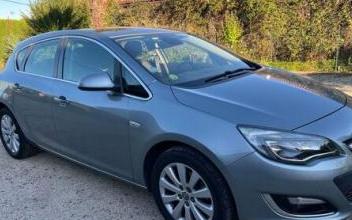 Opel astra Montbartier