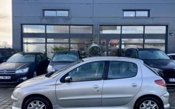 Peugeot 206 Nouvoitou