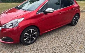 Peugeot 208 Saint-Priest