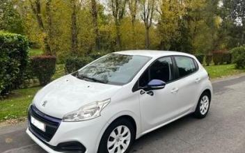 Peugeot 208 Lésigny