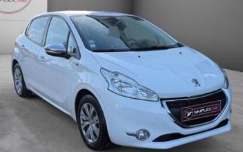 Peugeot 208 Ollioules