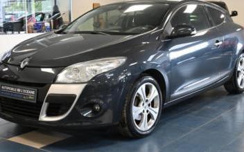 Renault Megane Coupe Saint-Saturnin