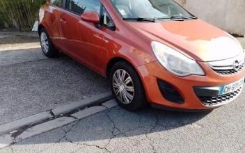 Opel corsa Veneux-les-Sablons