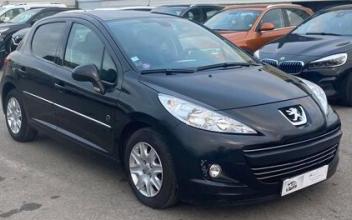 Peugeot 207 La-Courneuve