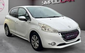 Peugeot 208 Ollioules