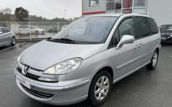 Peugeot 807 Pont-Saint-Martin
