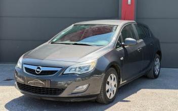 Opel Astra Gevrey-Chambertin