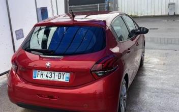 Peugeot 208 Aulnay-sous-Bois