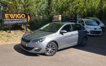 Peugeot 308 Saint-Jean-du-Cardonnay