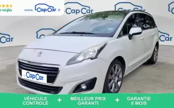 Peugeot 5008 Paris