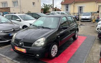 Renault clio ii Le-Blanc-Mesnil