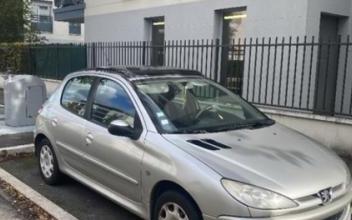 Peugeot 206 Montreuil