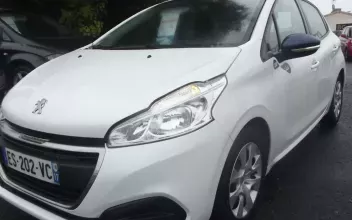 Peugeot 208 Saintes