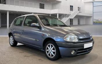 Renault clio Salon-de-Provence