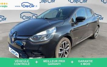 Renault clio Poule-les-Echarmeaux