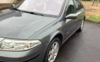 Voiture occasion Renault laguna ii Plourac'h