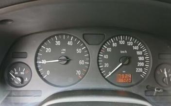 Opel astra Dole
