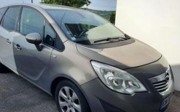 Opel meriva Sauveterre-de-Béarn