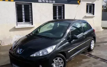 Peugeot 207 Clamart