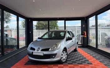 Renault Clio Les-Ulis