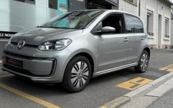 Volkswagen up Bourges