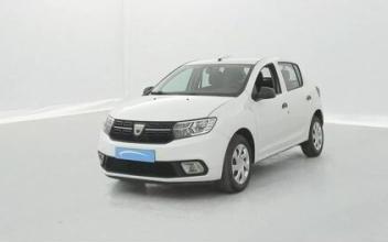 Dacia sandero Guingamp
