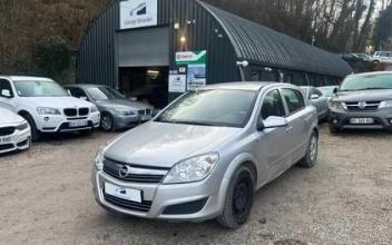 Opel astra Sathonay-Camp