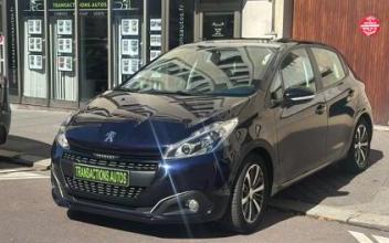 Peugeot 208 Versailles