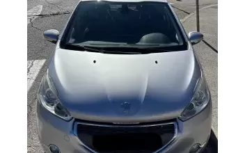 Peugeot 208 La-Ciotat