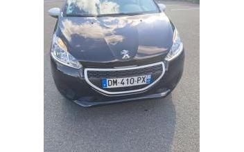 Peugeot 208 Etampes