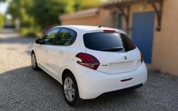 Peugeot 208 Brignoles